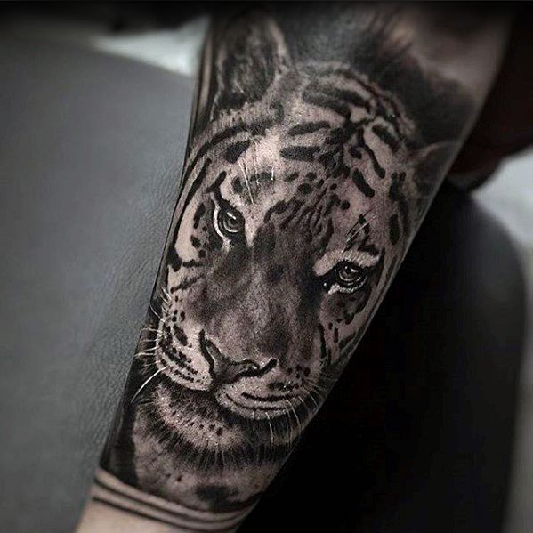 60 Epic Tattoo Designs für Männer - Legendäre Tinte Ideen  