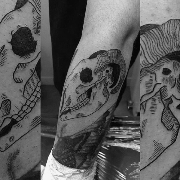 50 Ziege Schädel Tattoo Designs für Männer - Manly Ink Ideen  