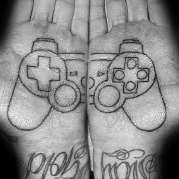 50 Playstation Tattoo Designs für Männer - Videospiel-Tinten-Ideen  