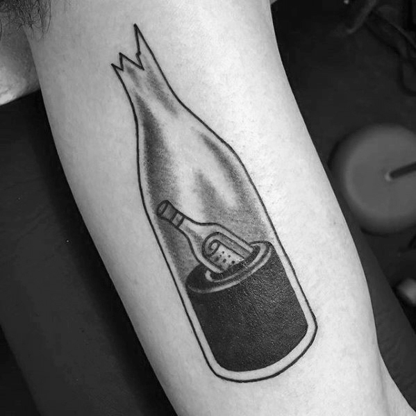40 Nachricht in einer Flasche Tattoo Designs für Männer - Manly Ink Ideen  