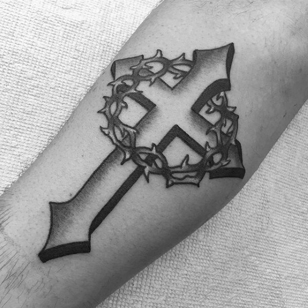 50 traditionelle Kreuz Tattoo-Designs für Männer - Old School-Ideen  