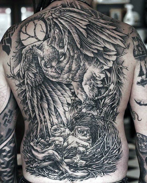 40 Eule zurück Tattoo Designs für Männer - coole Vogel Tinte Ideen  