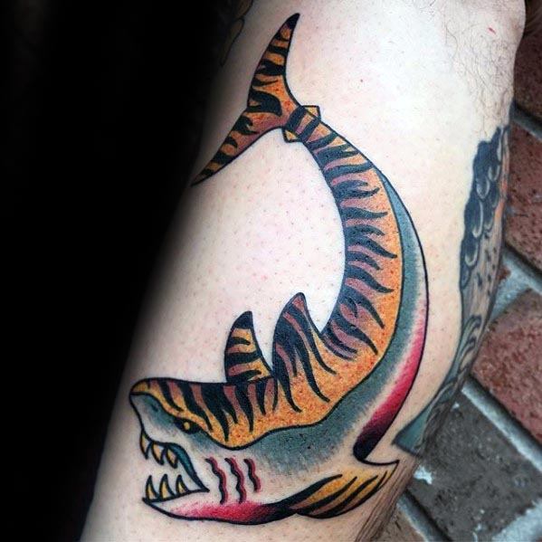 50 Tiger Shark Tattoo Designs für Männer - Sea Tiger Ink Ideen  