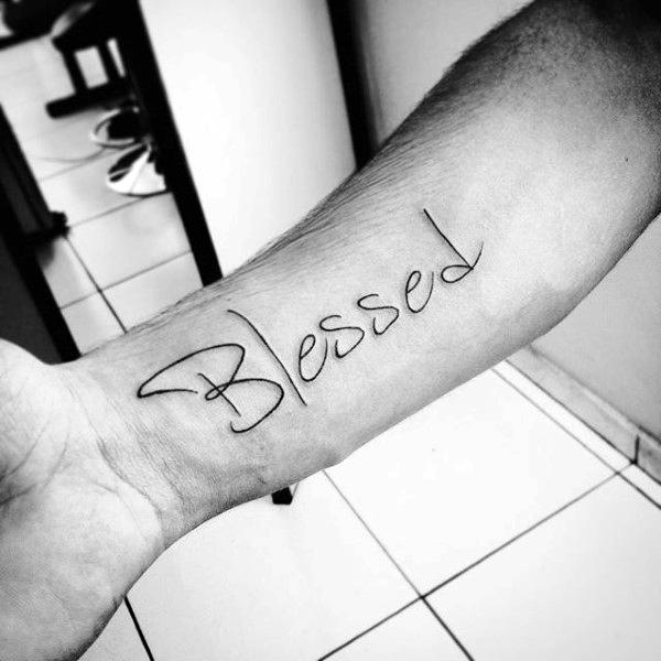 60 gesegnete Tattoos für Männer - biblische Schriftzug Design-Ideen  