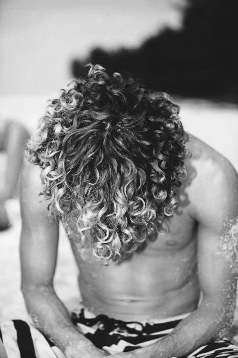 50 lange lockige Frisuren für Männer - Manly Tangled Up Cuts  