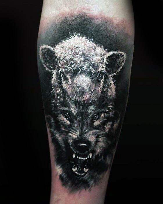 50 Wolf in Sheeps Kleidung Tattoo Designs für Männer - Manly Ideen  