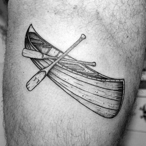 40 Kanu Tattoo Designs für Männer - Kayak Ink Ideen  
