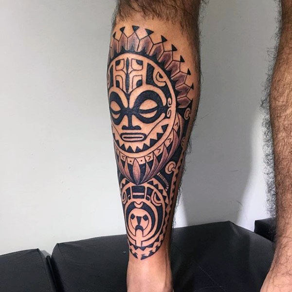 60 Tribal Leg Tattoos für Männer - Coole kulturelle Design-Ideen  