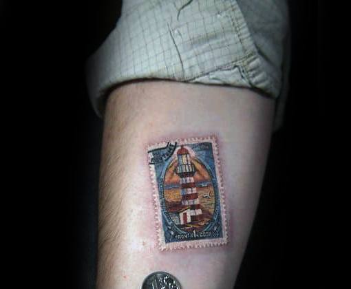 20 Briefmarke Tattoo Designs für Männer - Traveler Ink Ideen  