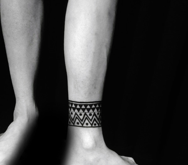 60 Knöchel Band Tattoos für Männer - Unterschenkel Design-Ideen  