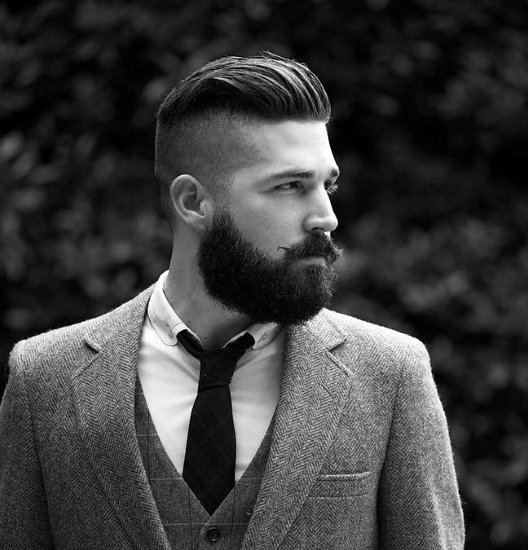 50 Frisuren für Männer mit Bart - männliche Haarschnitt-Ideen  