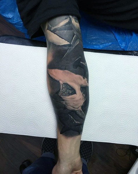 70 Hammerhai Shark Tattoo Designs für Männer - Tiefsee-Tinte Ideen  