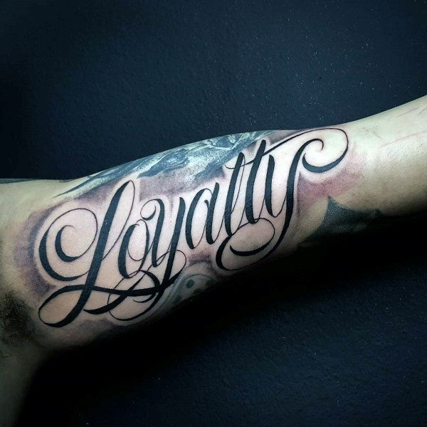 50 Loyalität Tattoos für Männer - Faithful Ink Design-Ideen  