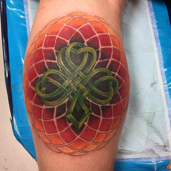 50 Shamrock Tattoo Designs für Männer - Irland Tinte Ideen  