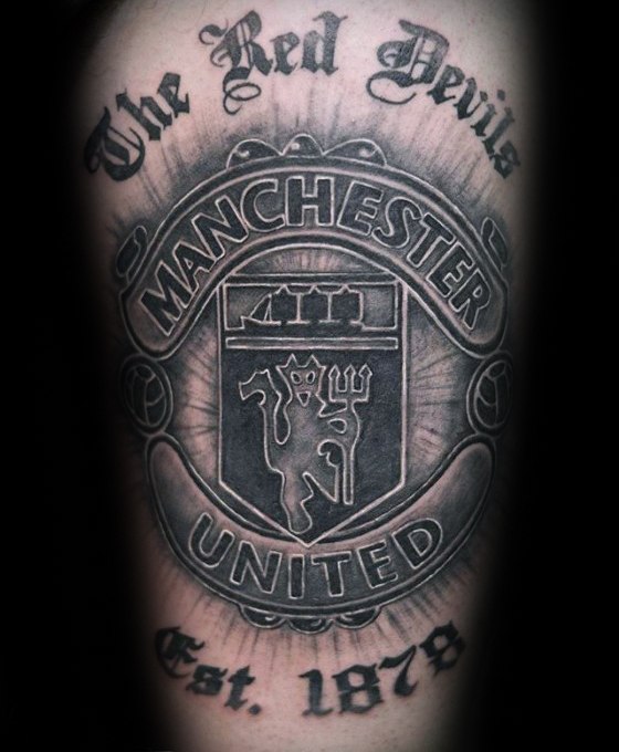 40 Manchester United Tattoo Designs für Männer - Fußball-Ideen  