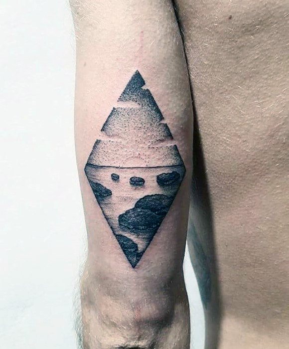 50 kleine Natur Tattoos für Männer - Outdoor Ink Design-Ideen  