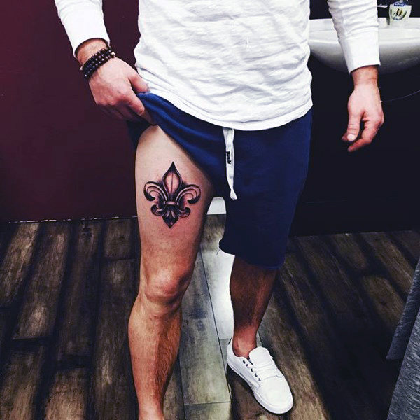 70 Fleur De Lis Tattoo Designs für Männer - stilisierte Lily Ink Ideen  