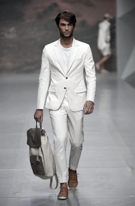 40 All White Outfits für Männer - Cool Clean Stilvolle Looks  