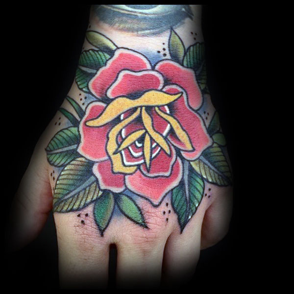 50 traditionelle Rose Tattoo Designs für Männer - Blumen-Tinte-Ideen  