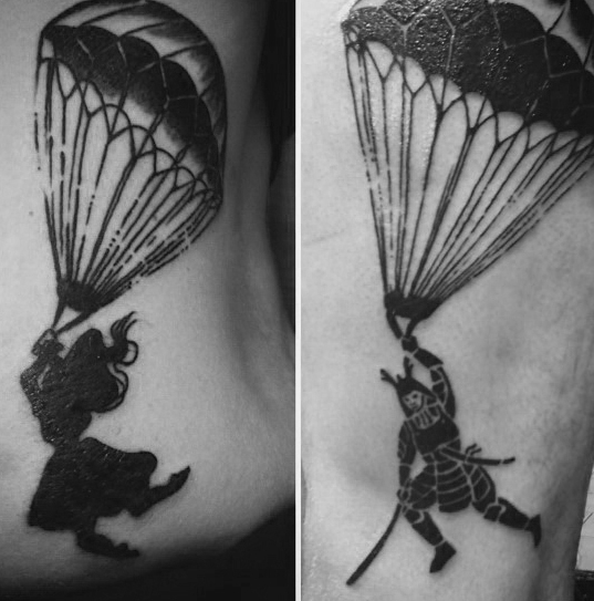 30 Fallschirm Tattoo Designs für Männer - Sky Diving Ink Ideen  