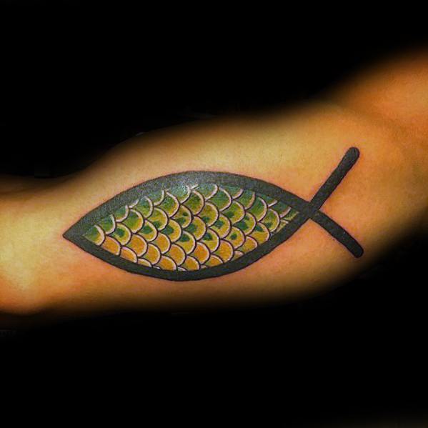 40 Ichthus Tattoo-Designs für Männer - Jesus Fisch Tinte Ideen  