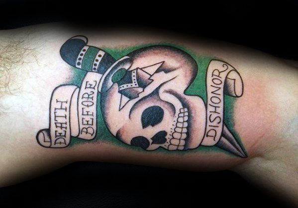 40 Death Before Dishonor Tattoo Designs für Männer - Manly Ink Ideen  