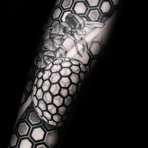 50 Bee Tattoo Designs für Männer - Ein Stich von Tintenideen  