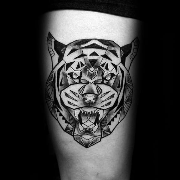 50 geometrische Tiger Tattoo Designs für Männer - gestreifte Geometrie Ideen  