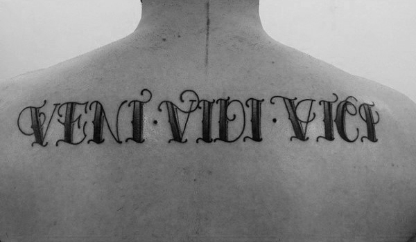 60 Veni Vidi Vici Tattoo Designs für Männer - Julius Caesar Ink Ideen  