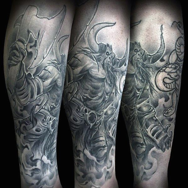 40 Minotaur Tattoo Designs für Männer - griechische Mythologie Ideen  