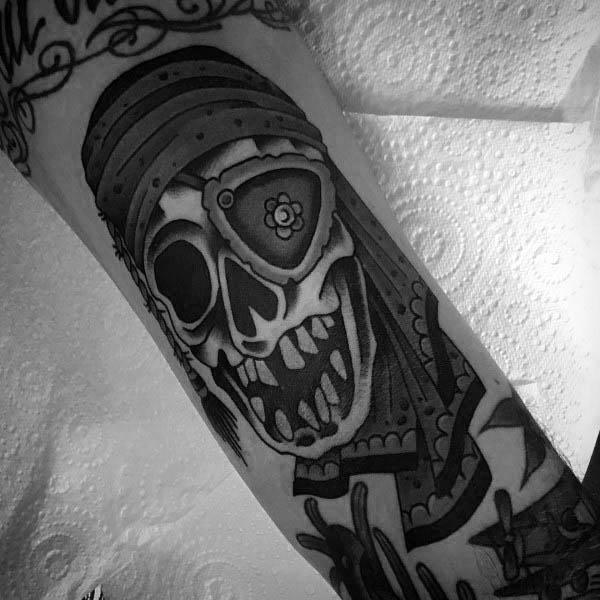 60 Goonies Tattoo-Designs für Männer - Sag niemals sterben Tinte Ideen  