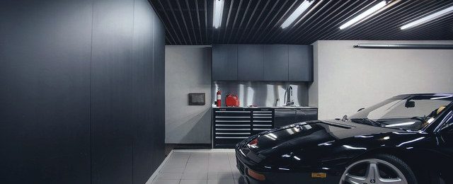50 Garage Lighting Ideen für Männer - Cool Deckenleuchte Designs - Mann