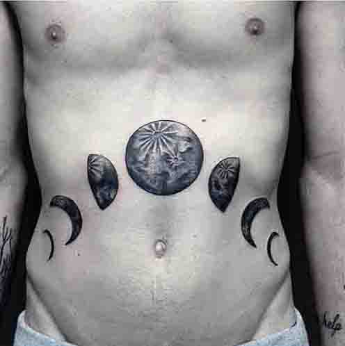 90 Mond Tattoos für Männer - Schiff des Lichts auf dem Meer der Nacht  