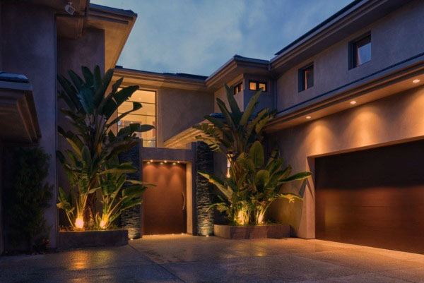 50 Outdoor Garage Lighting Ideas - Außenbeleuchtung Designs  