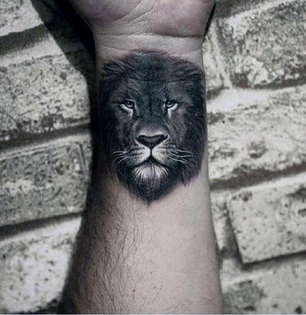 40 Löwen Unterarm Tattoos für Männer - Manly Ink Ideen  
