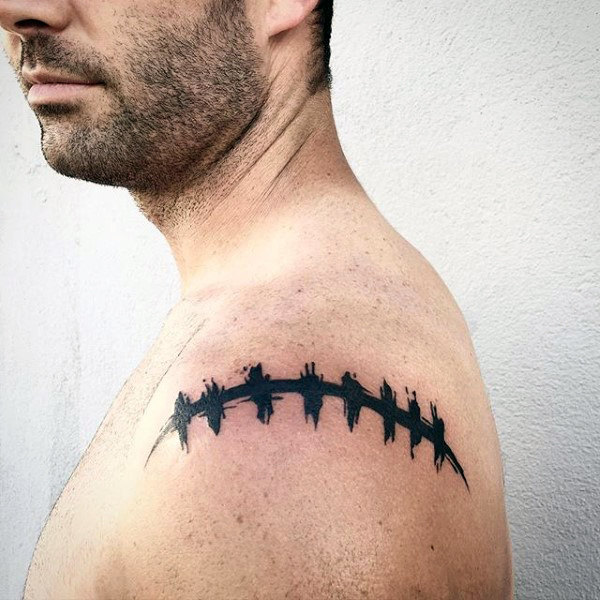 70 Fußball Tattoos für Männer - NFL Ink Design-Ideen  