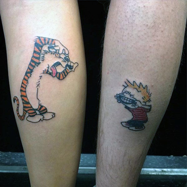 70 Calvin und Hobbes Tattoo-Designs für Männer - Comic-Ideen  