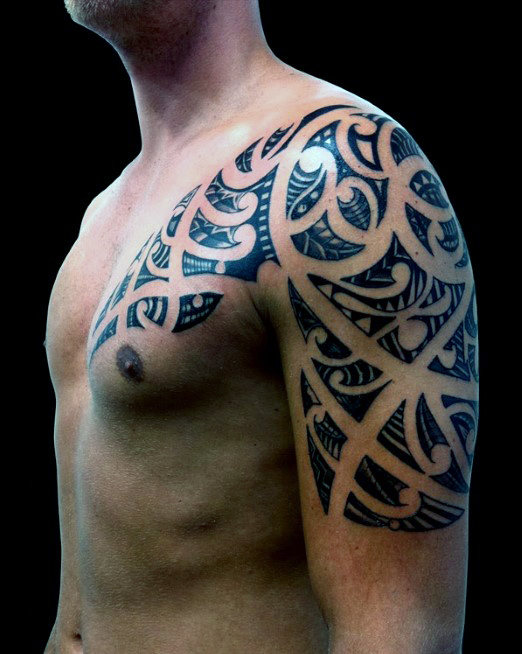 100 Maori Tattoo Designs für Männer - Neuseeland Tribal Ink Ideen  