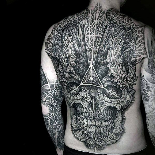 50 Super Rücken Tattoos für Männer - Maskuline Design-Ideen  