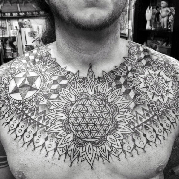 70 Mandala Tattoo Designs für Männer - Symbolic Ink Ideas  