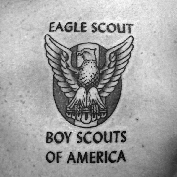 30 Eagle Scout Tattoo Designs für Männer - Pfadfinder von Amerika Tinte Ideen  