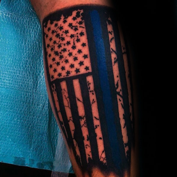50 dünne blaue Linie Tattoo Designs für Männer - symbolische Tinte Ideen  