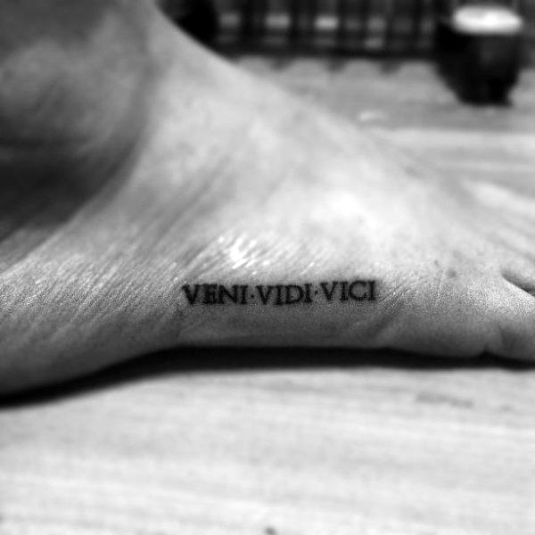 60 Veni Vidi Vici Tattoo Designs für Männer - Julius Caesar Ink Ideen  