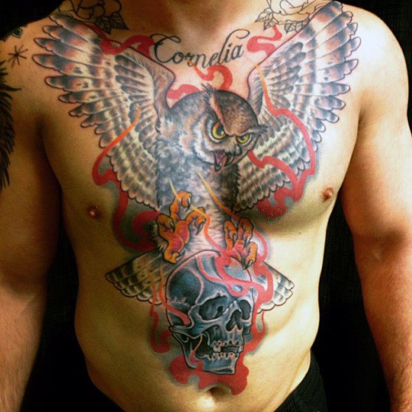 50 flammende Schädel Tattoos für Männer - lodernde Knochen Design-Ideen  