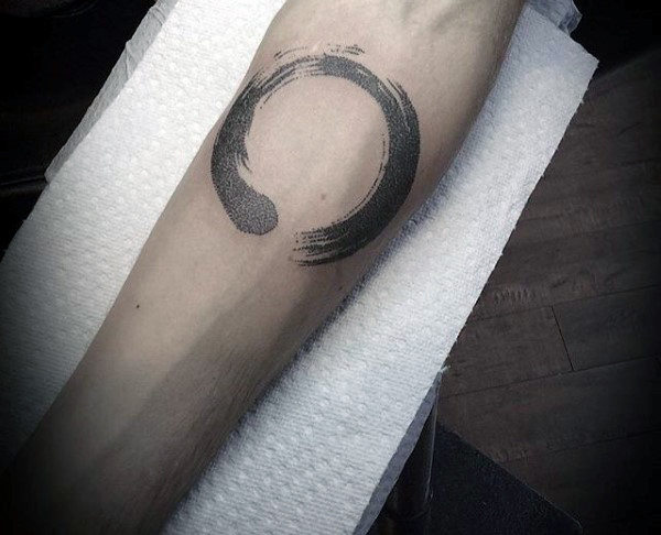 60 Enso Tattoo Designs für Männer - Zen japanische Tinte Ideen  