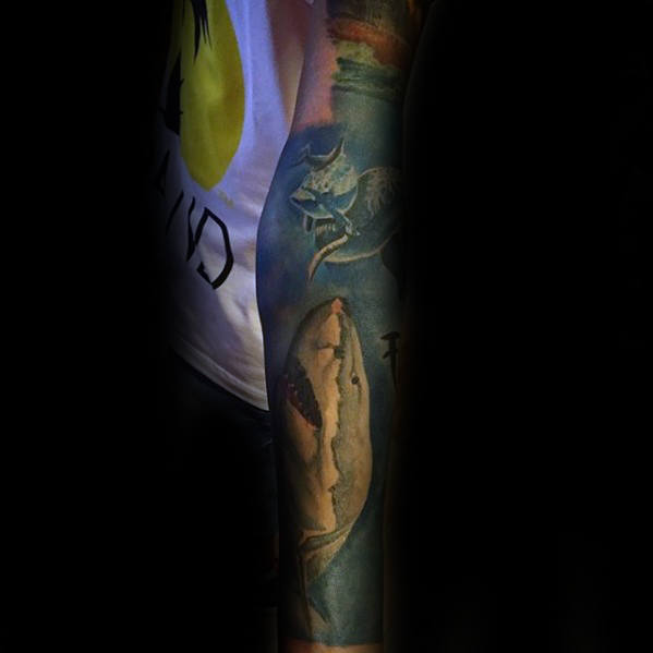 30 Shark Tattoo Sleeve Designs für Männer - Marine Life Ink Ideen  