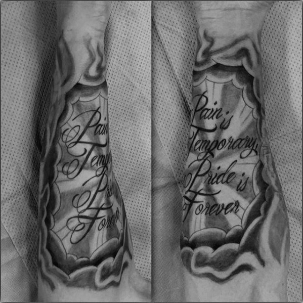 40 Unterarm-Zitat-Tattoos für Männer - geschriebene Design-Ideen  