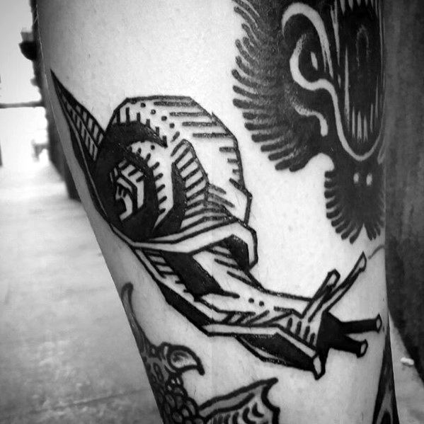 60 Snail Tattoo Designs für Männer - Cool Slithering Ink Ideen  