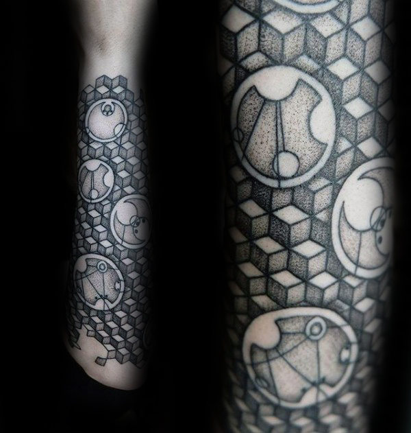 40 Gallifreyan Tattoo Designs für Männer - Doctor Who Ink Ideen  