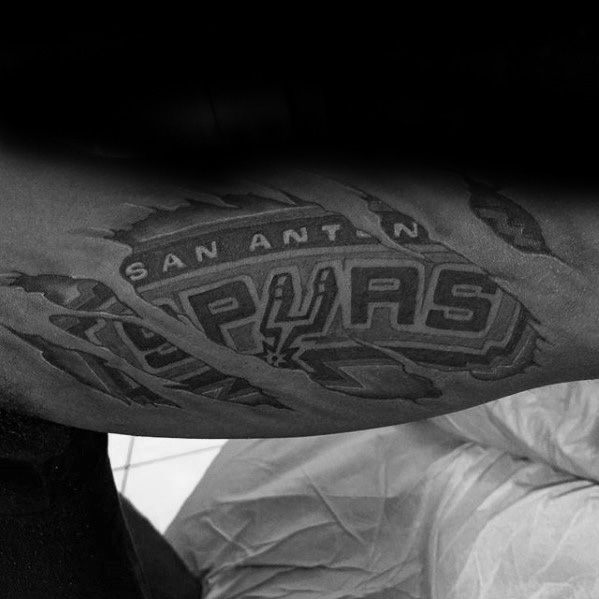 30 San Antonio Spurs Tattoos für Männer - Basketball-Tinte-Ideen  